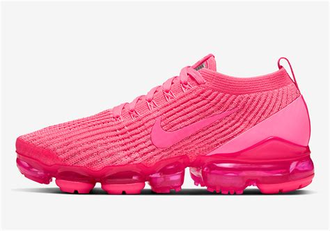 pink Nike Air VaporMax women